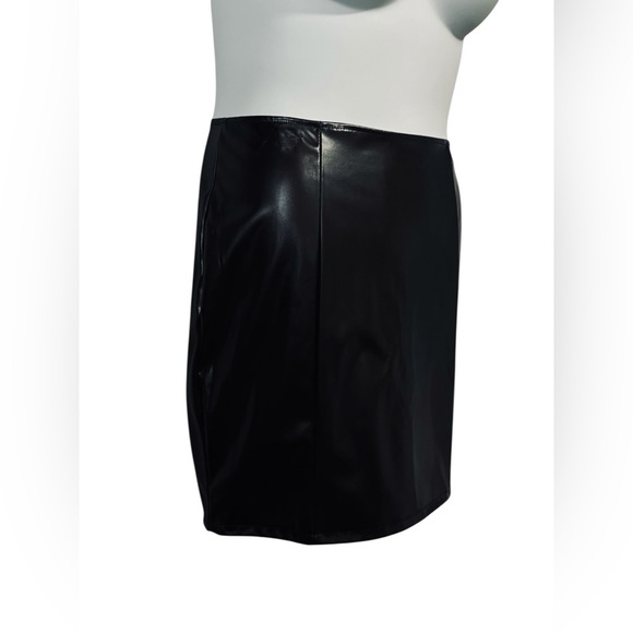 SHEIN, Black Faux Leather Skirt, Size Medium - Picture 3 of 8